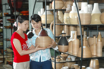 Phố cổ H&agrave; Nội giới thiệu nghề truyền thống